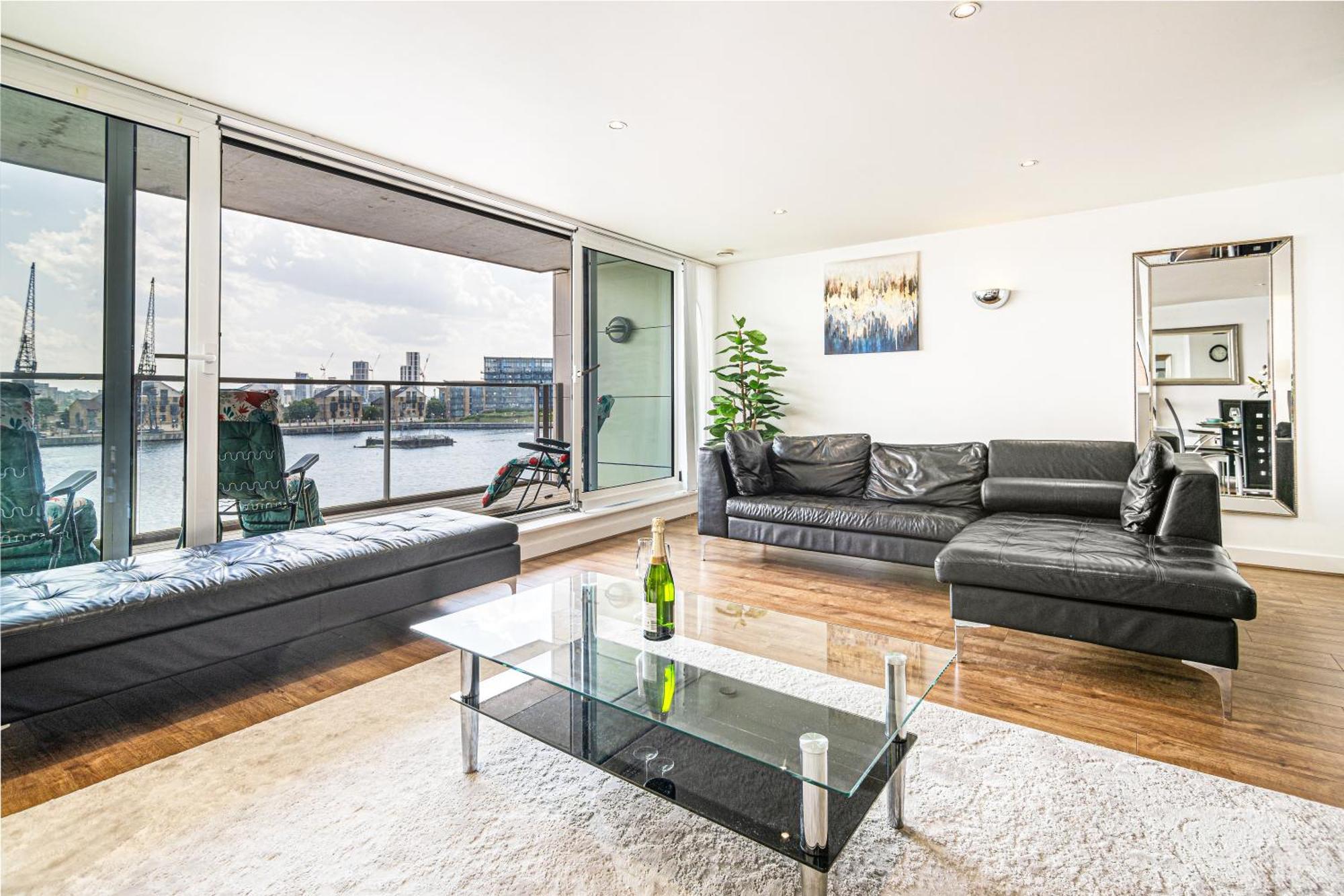 Excel Waterfront Serenity Londra